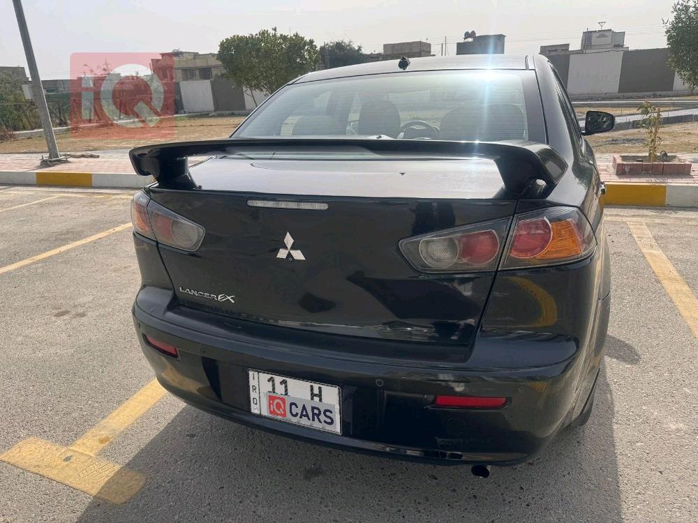 ميتسوبيشي لانسرEX